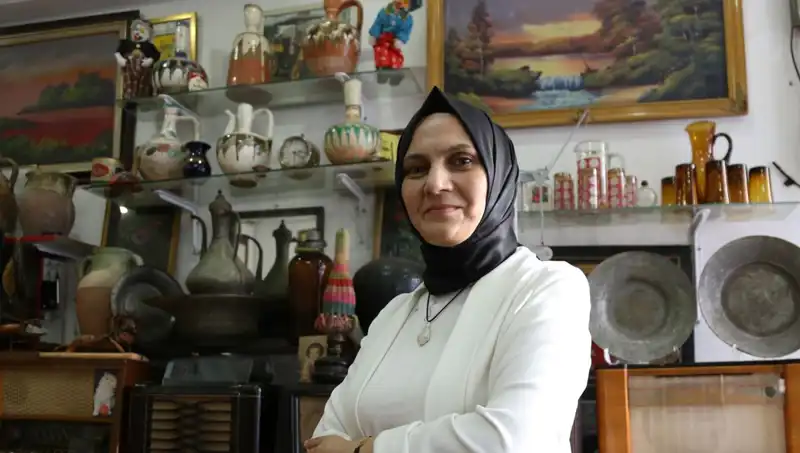 Eski Eşyalarla Gelen Hazine: Kadının Başarı Hikayesi