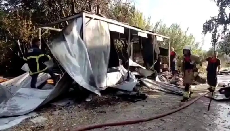 Hatay’da Konteyner Yangını: Şehirde Geniş Kapsamlı Hasar Oluştu
