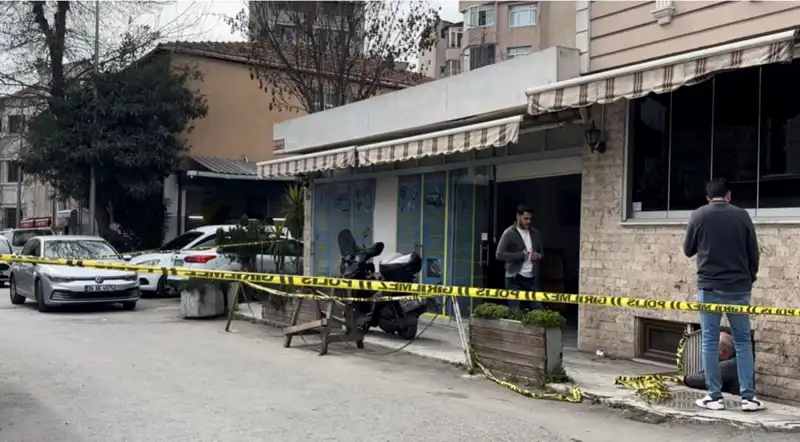 İstanbul’da Oto Tamircisi İş Yerinde Gizemli Cinayet: Detaylar Şoke Ediyor!