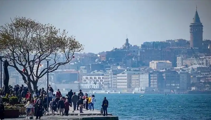 İstanbul’da Bahar Havası Yeniden Dönüyor: Hafta Sonu Güneş Yüzünü Gösteriyor