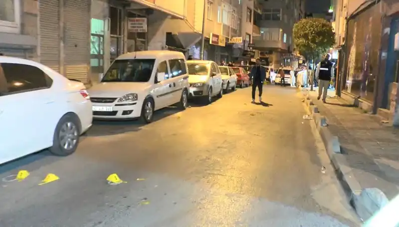 İstanbul'da Motosikletli Çetelerin İnfazı: Bir Ölü, Bir Yaralı!