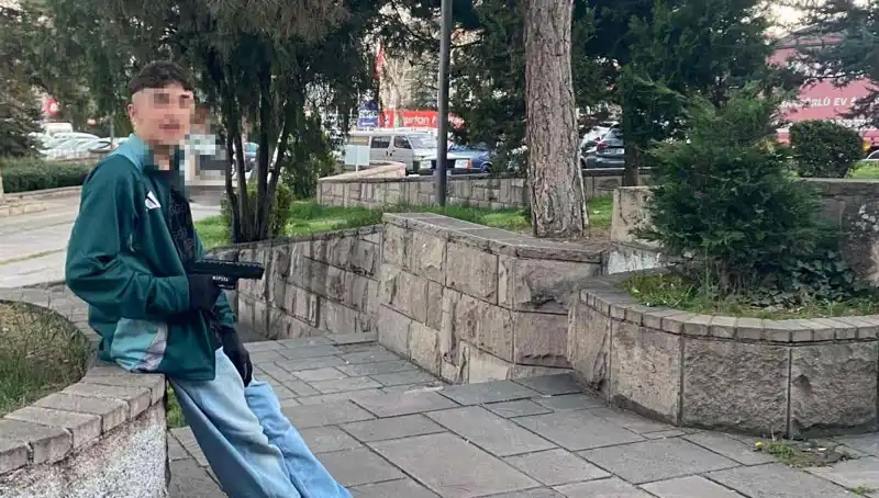 Yol Verme Kavgası: Üç Kardeş ve Baba Tutuklandı, Ölümle Sonuçlanan Olayın Perde Arkası